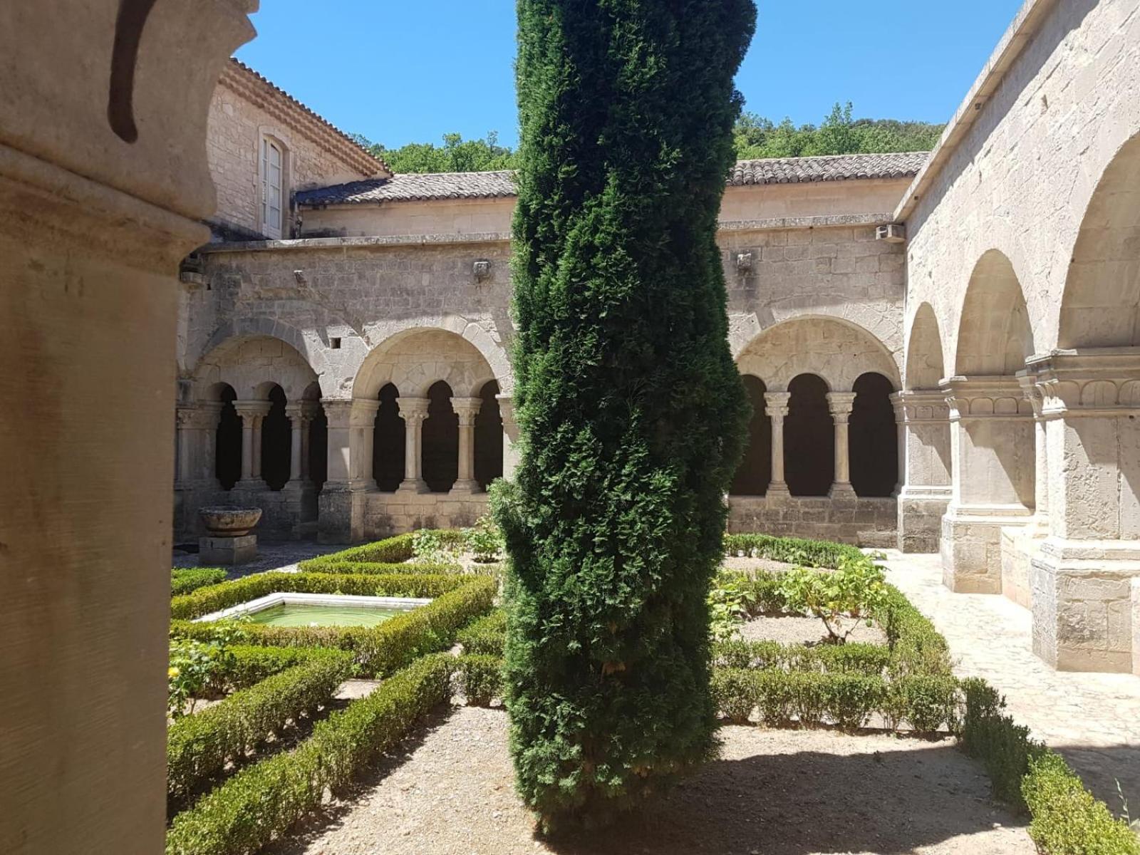 La Calade LʼIsle-sur-la-Sorgue Exterior foto