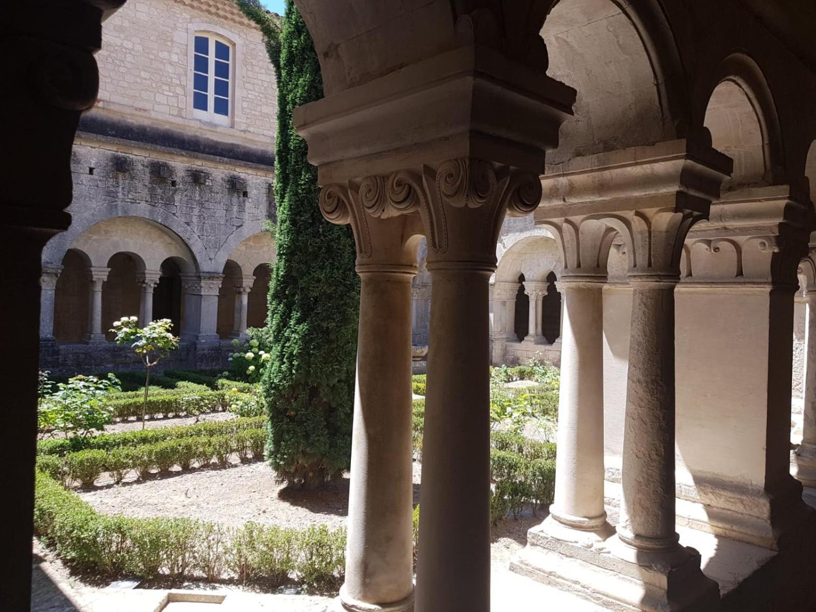 La Calade LʼIsle-sur-la-Sorgue Exterior foto